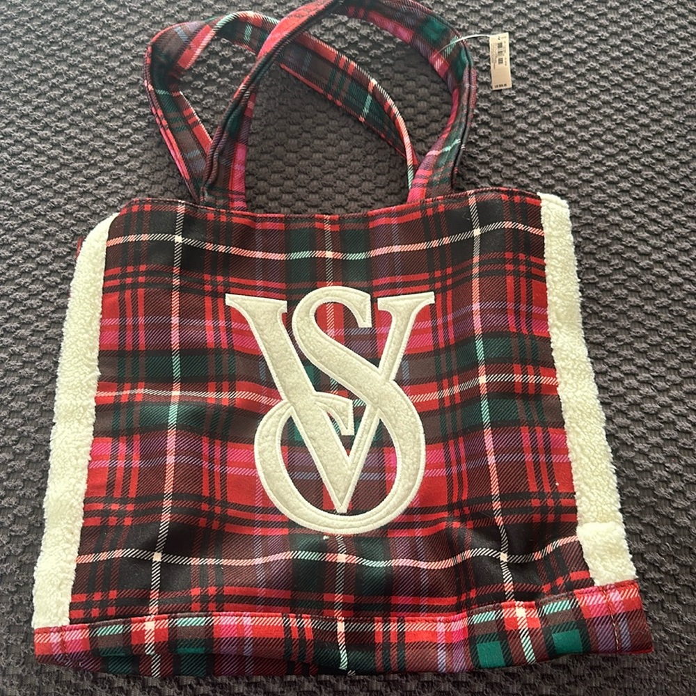 Brand new Victoria’s Secret tote bag